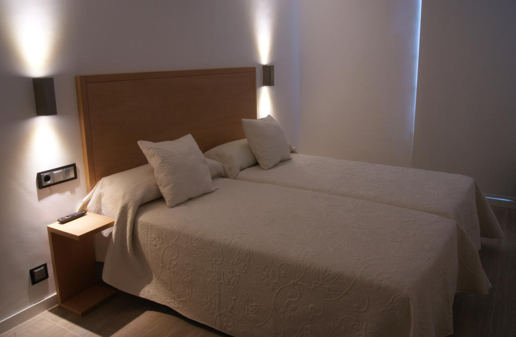 Hotel Eh Piedra Y Luz Hinojosa del Duque 객실 사진